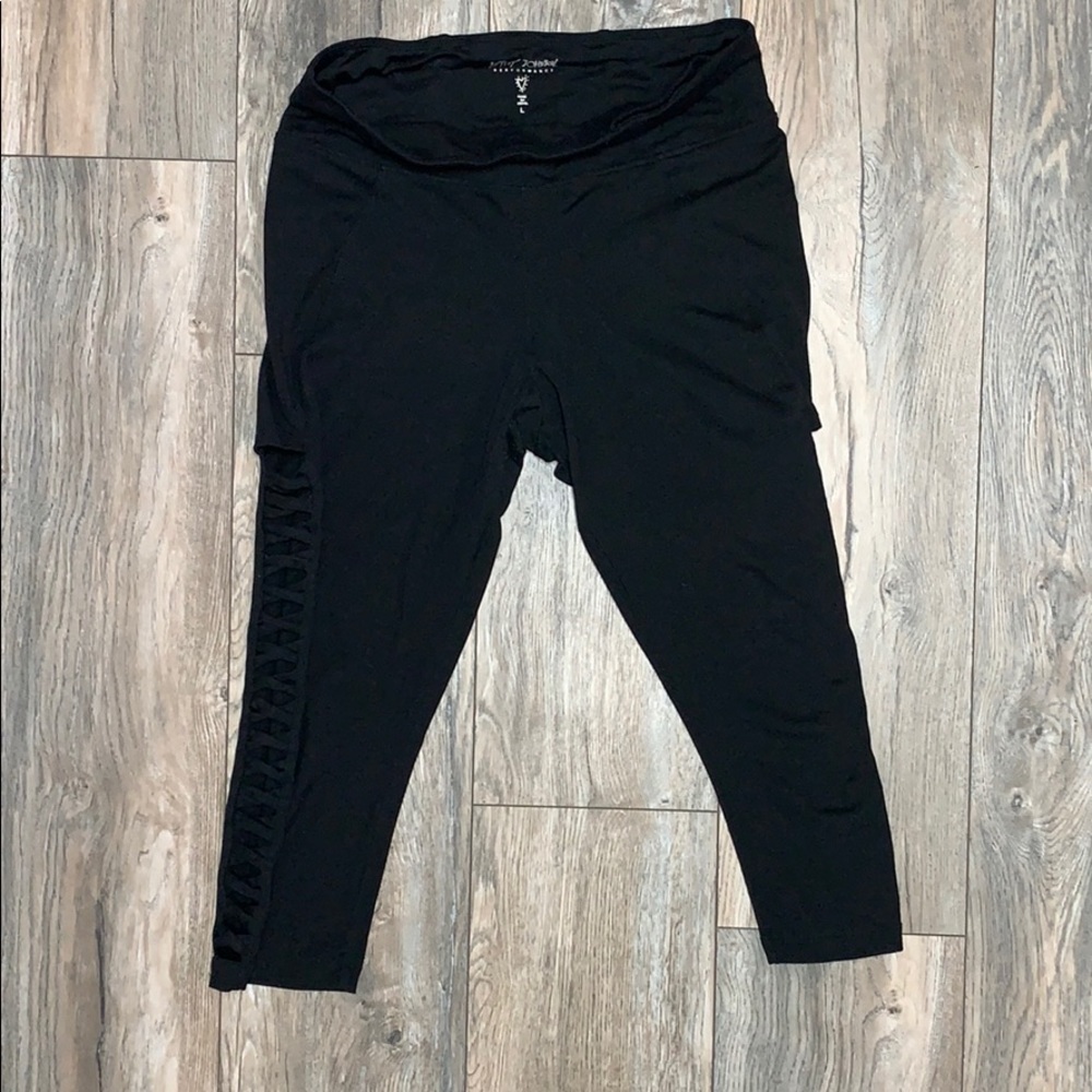 Black leggings
